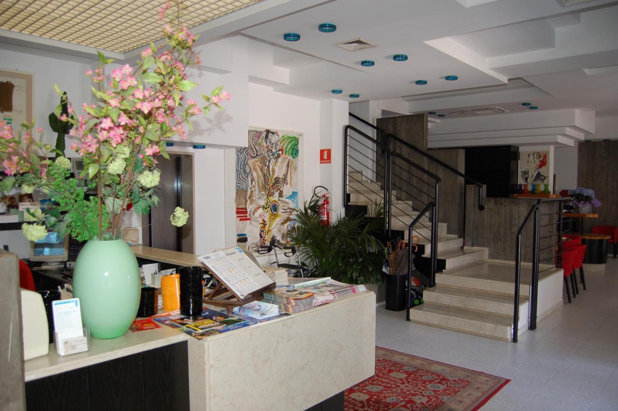 Hotel Wally Jesolo Extérieur photo